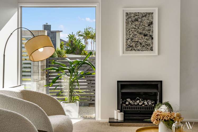 39 English Oak Drive Schnapper Rock_15