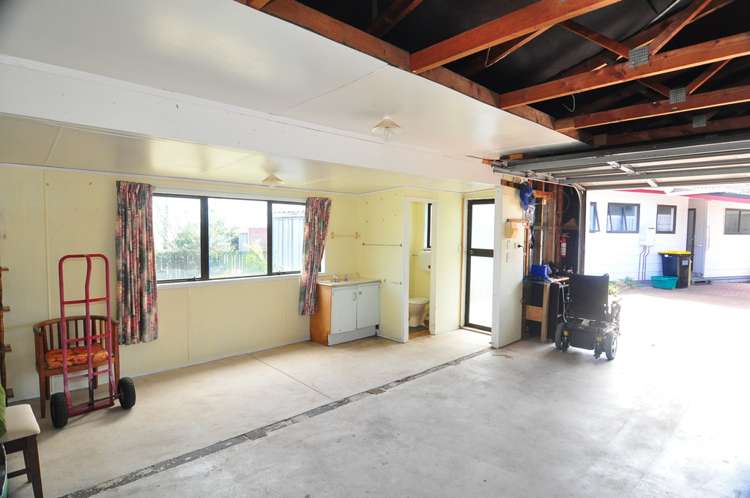 126 Charleston Avenue Whangamata_19