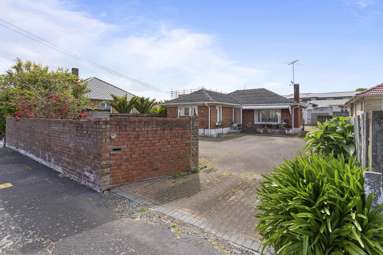 312 Sandringham Road_1