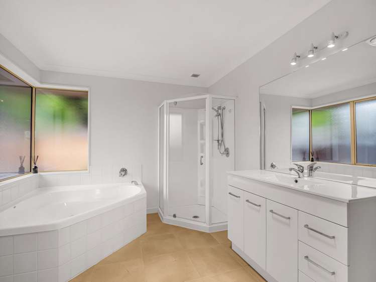 13 Paget Drive Woodend_10