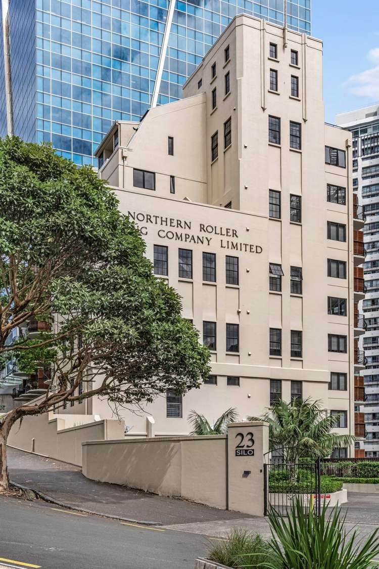 8J/23 Emily Place Auckland Central_9