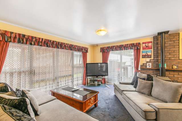 36 Yearsley Place Manurewa_1