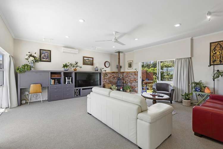 3 Tirowhanga Road Paremata_10