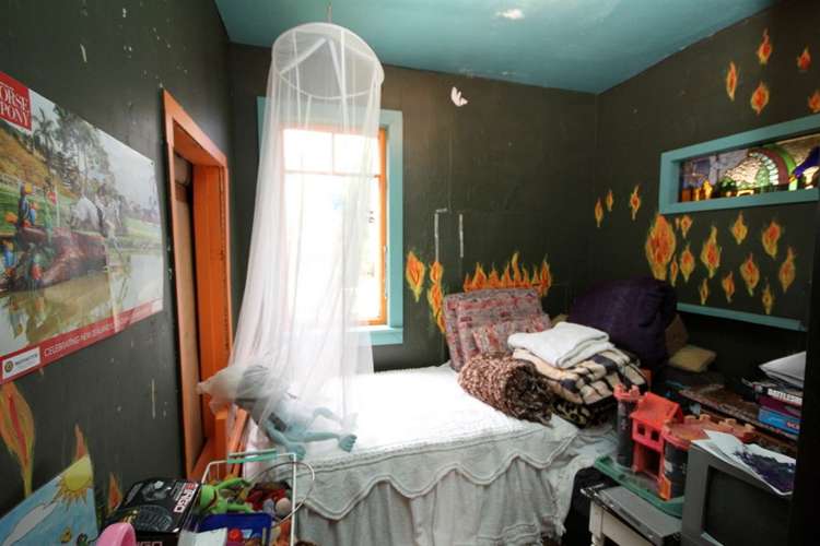 74 Victoria Street Waikino_6