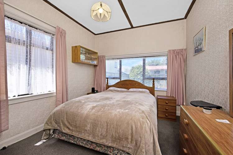 68 Kauri Street Miramar_10