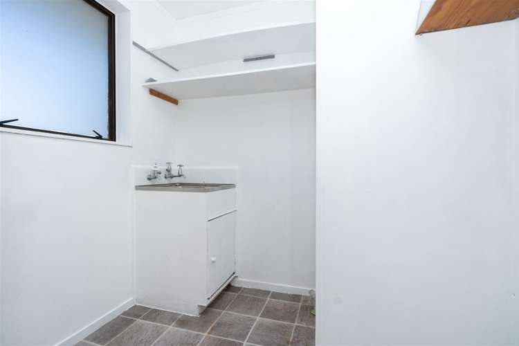 11a Inverness Avenue Hamilton East_13