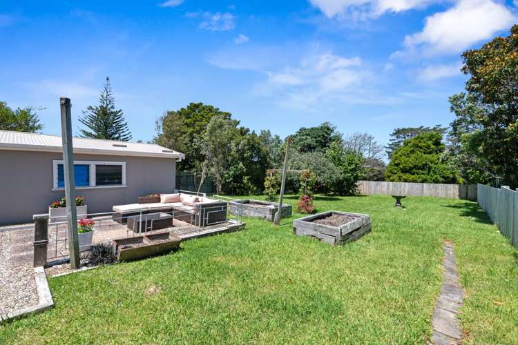 1359 Whangaparaoa Road Army Bay_13