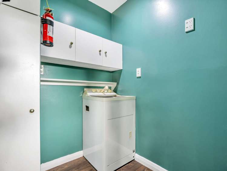 160 Toppings Road Sefton_5