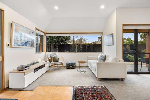 2/6 Chepstow Avenue Fendalton_4