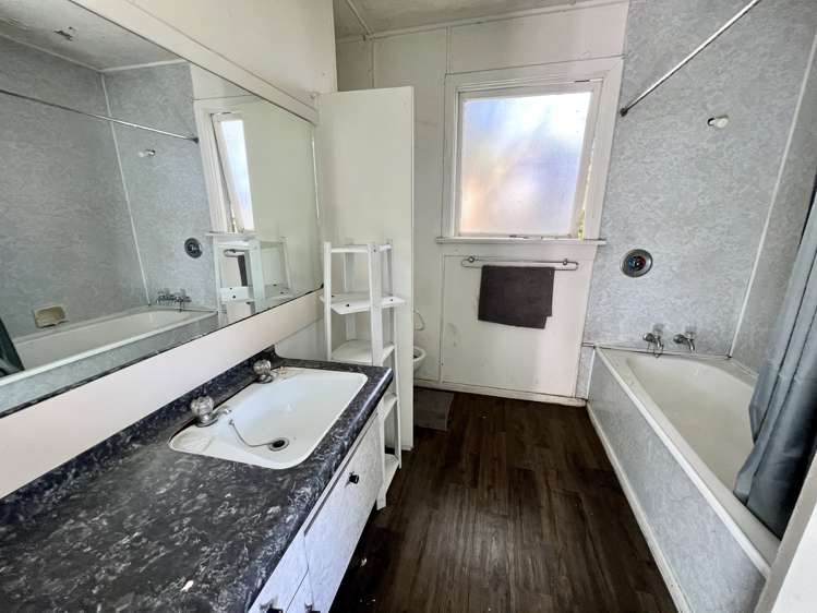 10 Herbert Street Gladstone_13