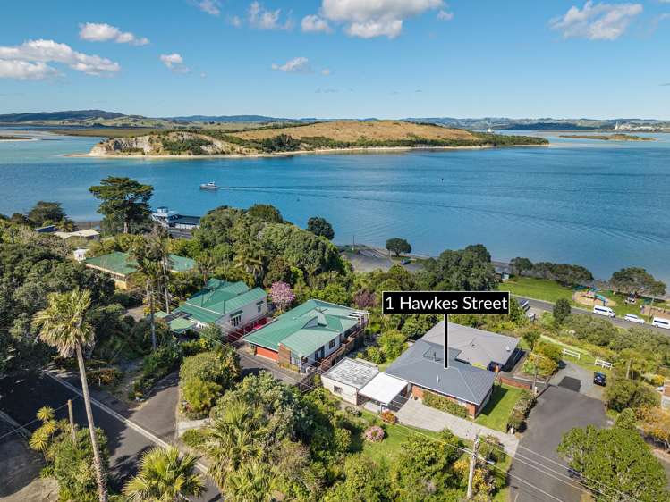 1 Hawkes Street Onerahi_10