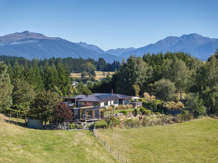 423A Te Anau Mossburn Highway Te Anau_0