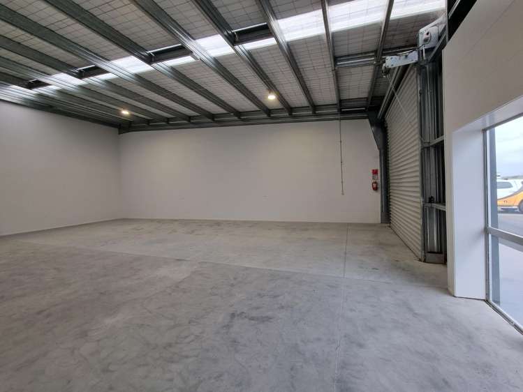 2/68 Marsden Bay Drive Marsden Point_3