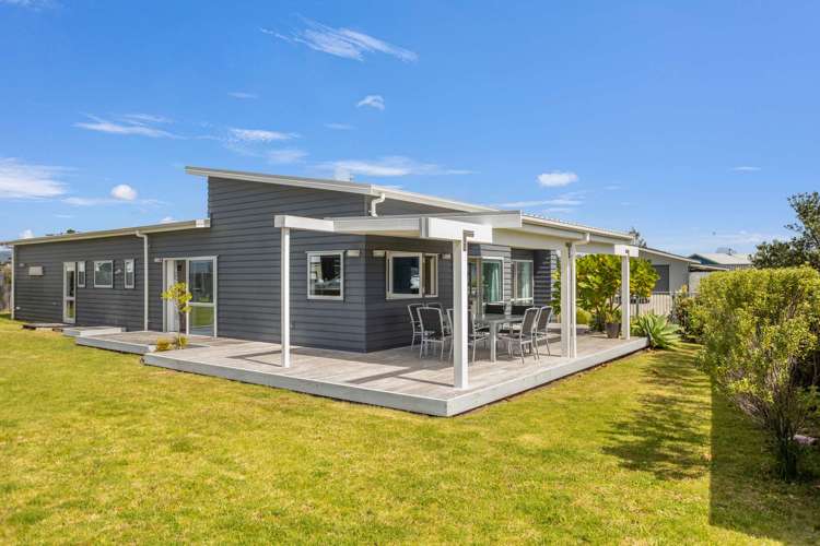 139 Rangiora Crescent Matarangi_24