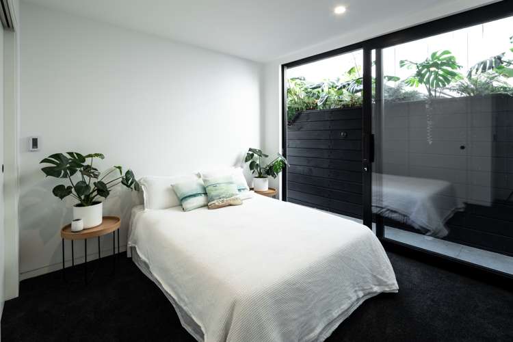 61 Rose Road Grey Lynn_14