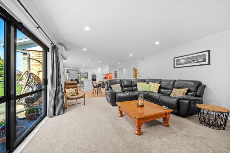 221b State Highway 2 Opaki_10