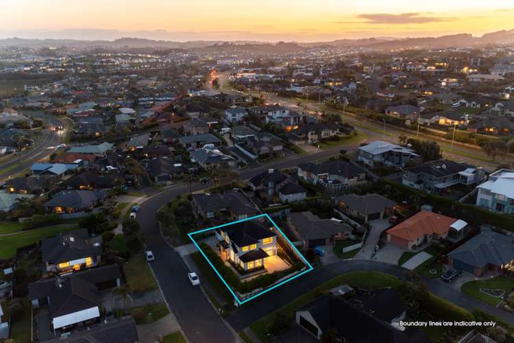 52 Chesterfield Way Orewa_54