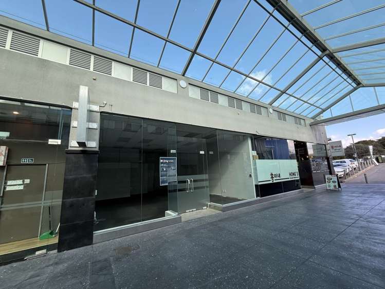 Unit 4/62 Hurstmere Road_0