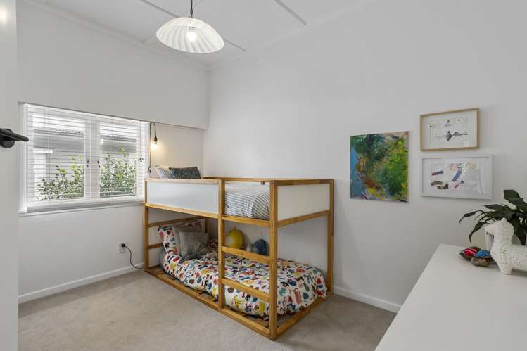 35 Seaview Terrace Mount Albert_11