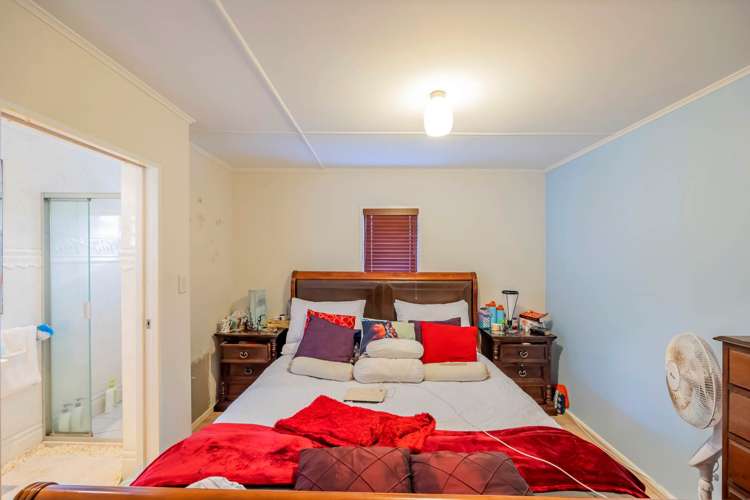 664 Beach Road Browns Bay_12