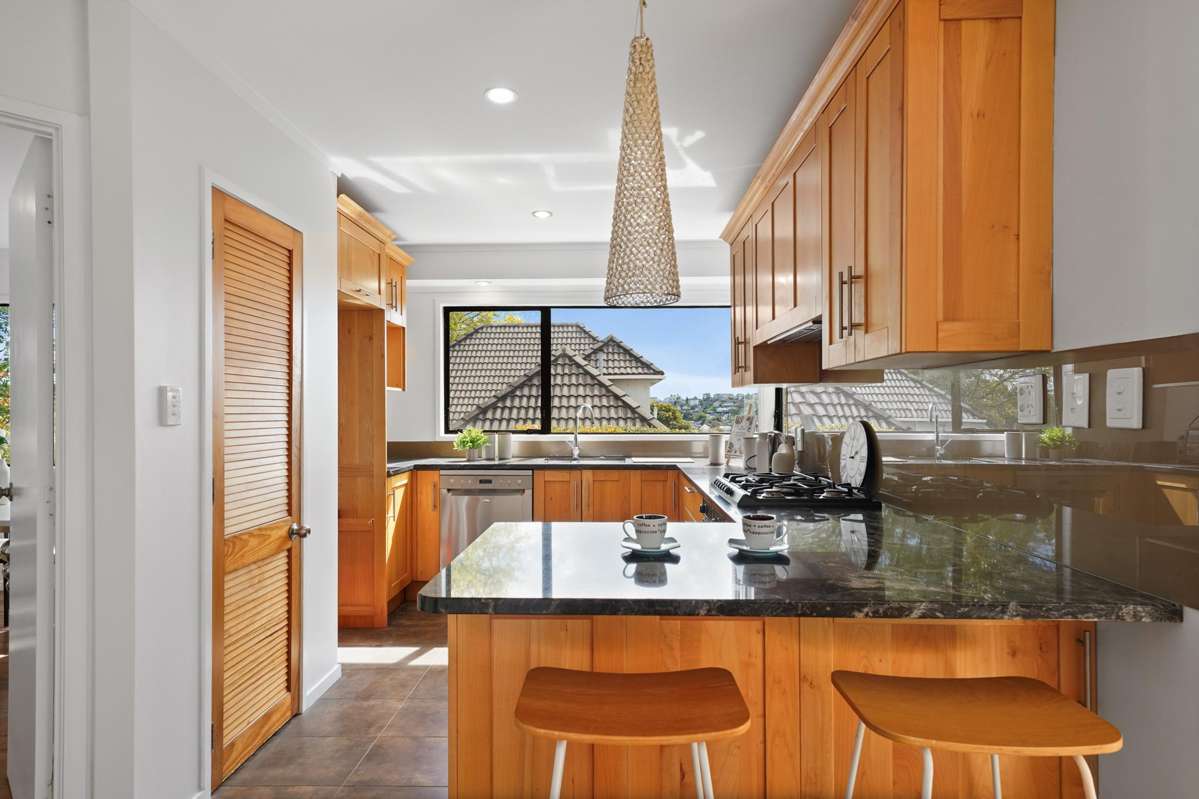1A Charles Fox Place_3