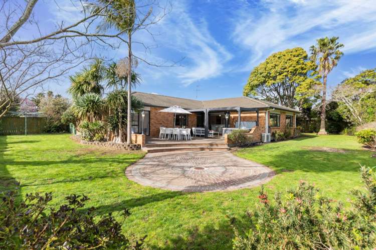 22 Flora Place Wattle Downs_9