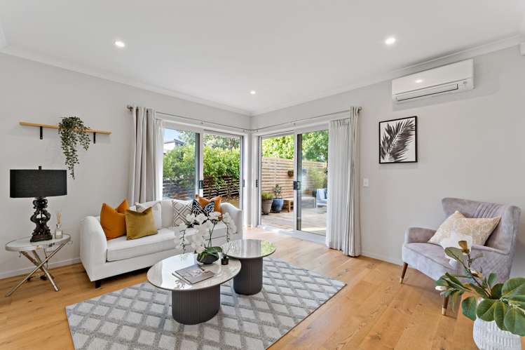 7 Waiarohia Place Hobsonville_8