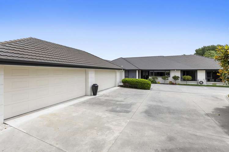 19 Regents Park Drive Casebrook_2