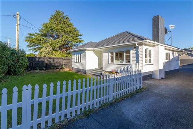 33 Titirangi Road New Lynn_1