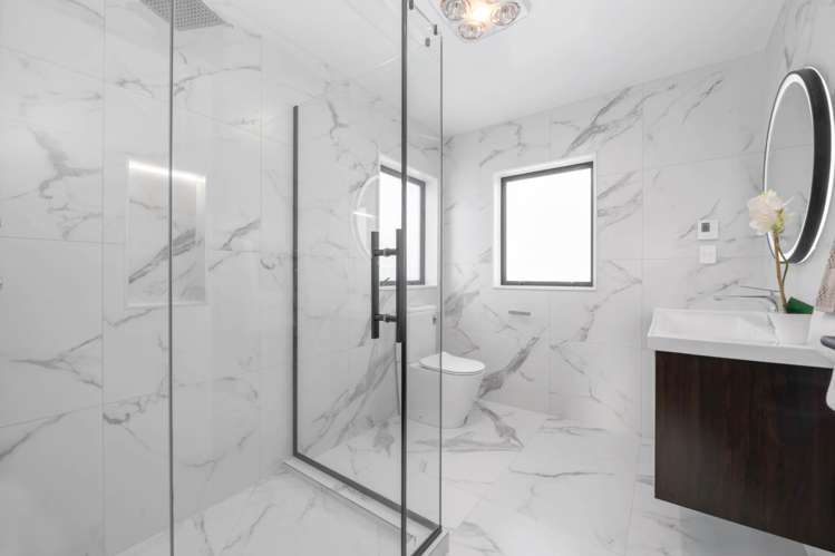 44 Tannaghmore Drive Flat Bush_17