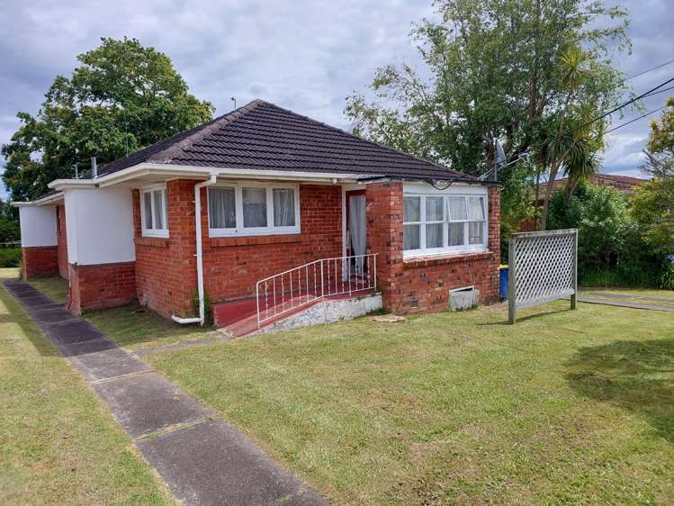 1/27 Exmouth Road Northcote_0