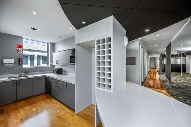 Lvl1/Front/87 Hurstmere Road Takapuna_4