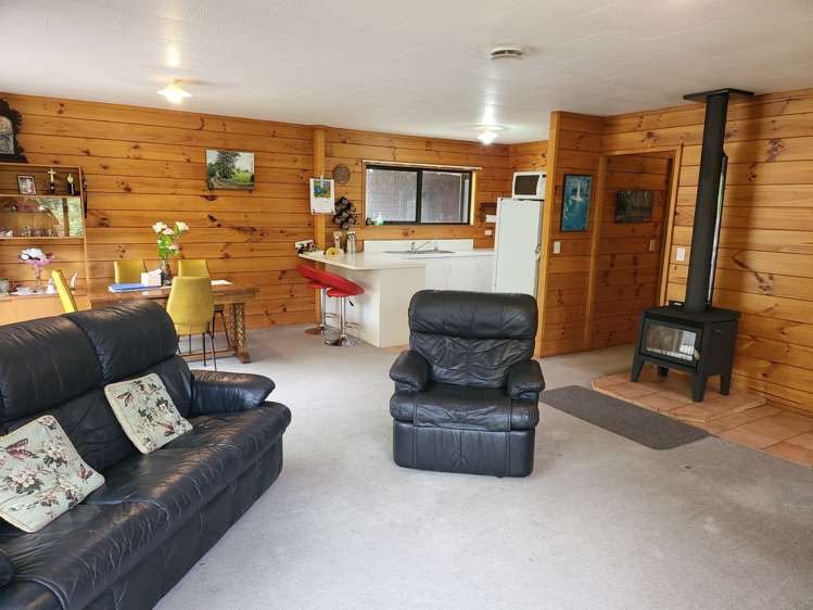 538 Everett Road Inglewood_7