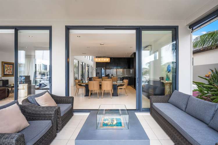 36 Rue Damarres Gulf Harbour_13