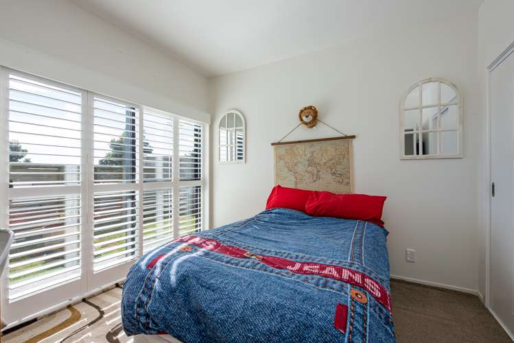 34 Tea Tree Lane Woodridge_13