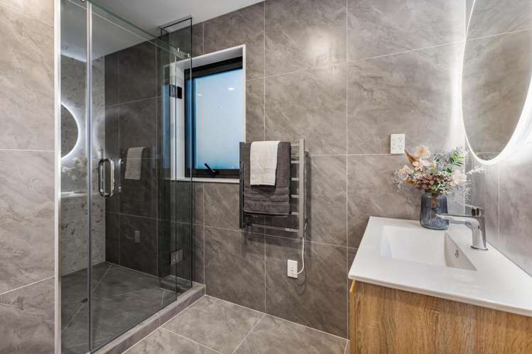 216 Henwood Road Westgate_12