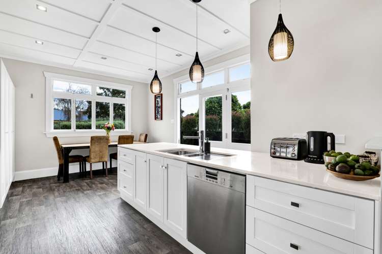 30 Wallace Place Westown_13