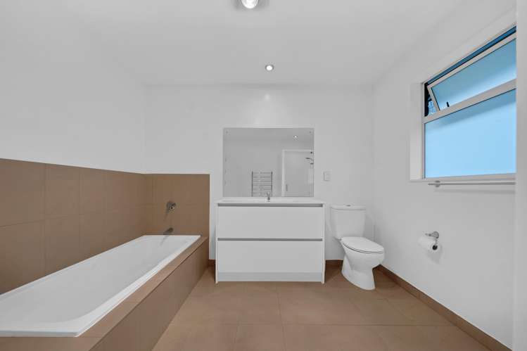 10 Sapperton Drive Henderson_20