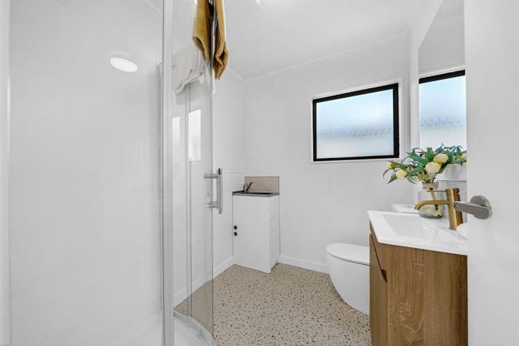 52 Friesian Drive Mangere_16