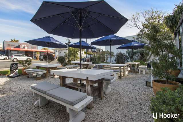 Live and Work at Waihi Beach