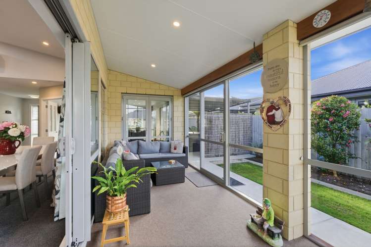 5 Guardsman Place_5