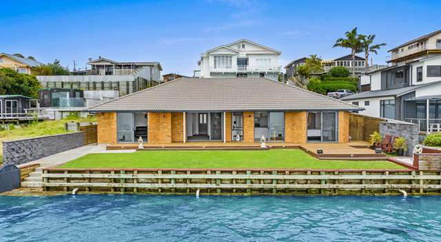 30A Crispe Road Clarks Beach_1