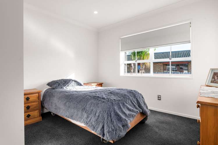 42 Gilbass Avenue Hamilton Lake_16