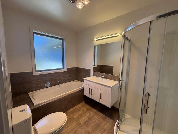 95 Watkins Road 11373_5