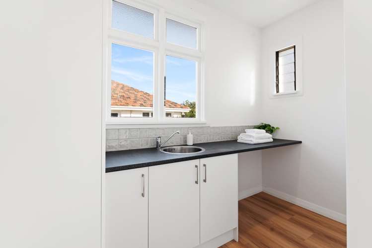 100 Bush Road Mosgiel_21