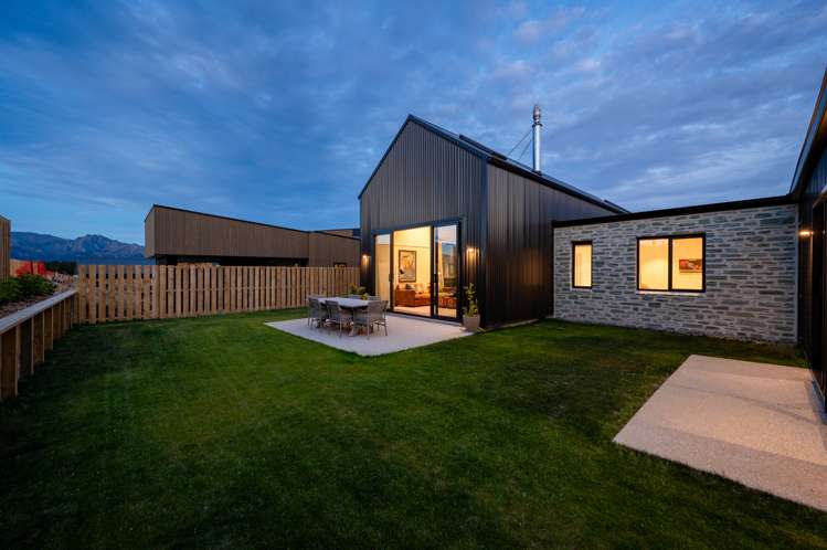 9 Bonspiel Road Wanaka_26