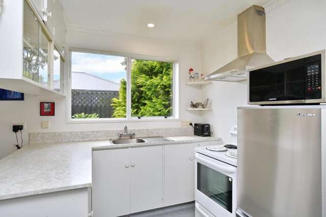 7a/172 Harewood Road Papanui_1