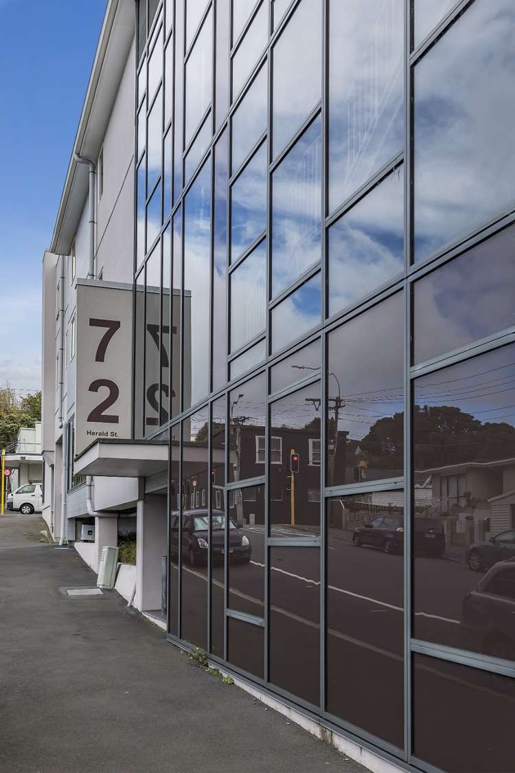 309/72 Herald Street Berhampore_16