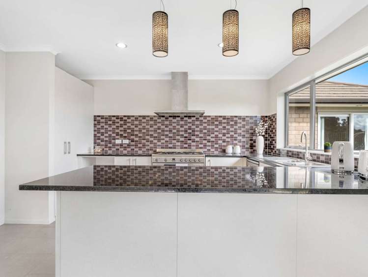 39 Carroll Place Owhata_3