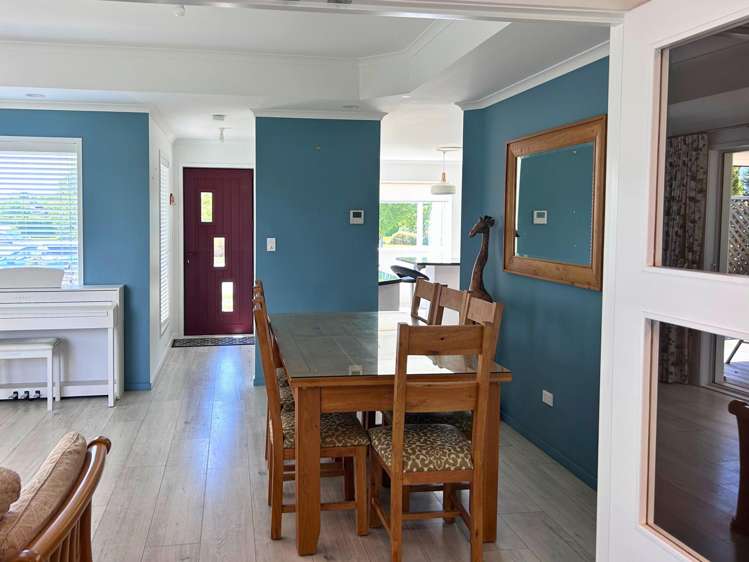 10 Lancaster Avenue Burleigh_5